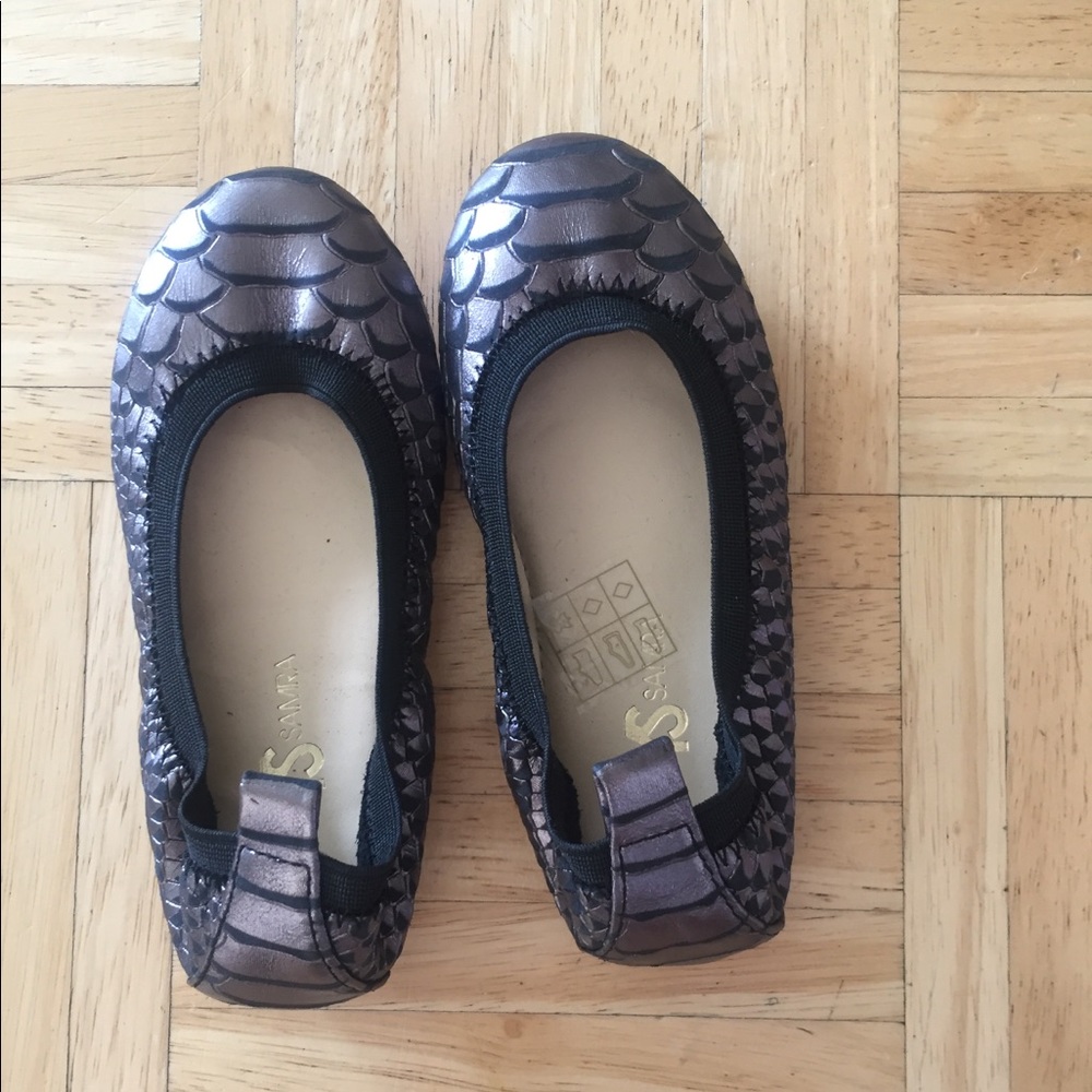 Size 9 Girls Yosi Samra leather flats